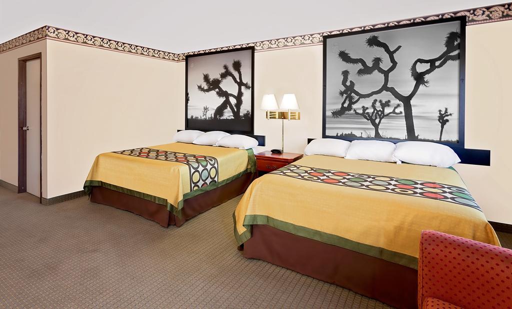 Motel Super 8 By Wyndham Yucca Val/Joshua Tree Nat Pk Area Yucca Valley Exterior foto